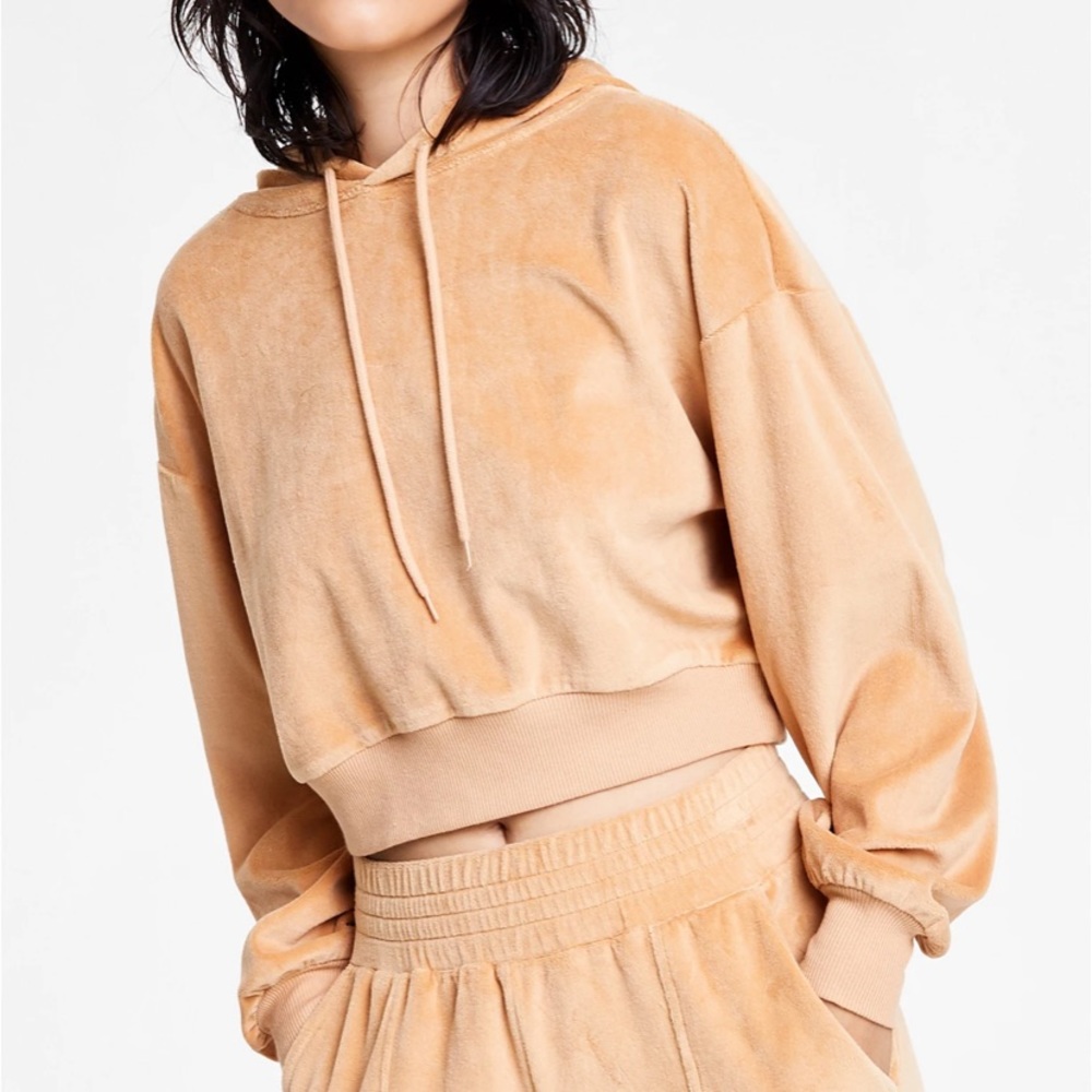 NEW Vanilla Star Cropped Velour Hoodie